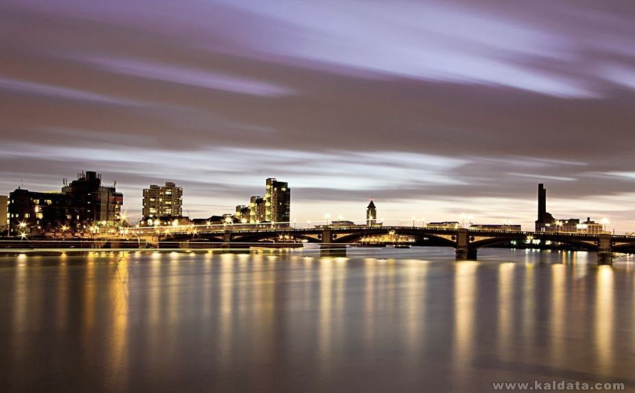 River Thames 1 edit 1 crop.jpg