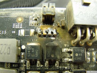 gtx275mosfetdamaged.jpg.834f9c5847db1658b6f8c0c58169ac21.jpg
