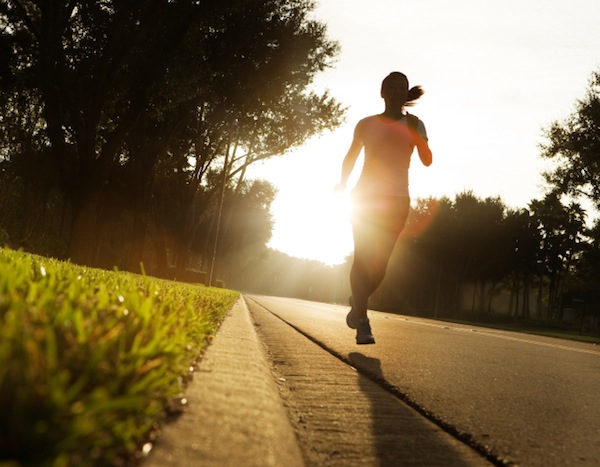 womanjogging.jpg.9fe51ec6b6a95449c361dd477b24a4d3.jpg