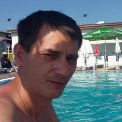 Николай Петраков