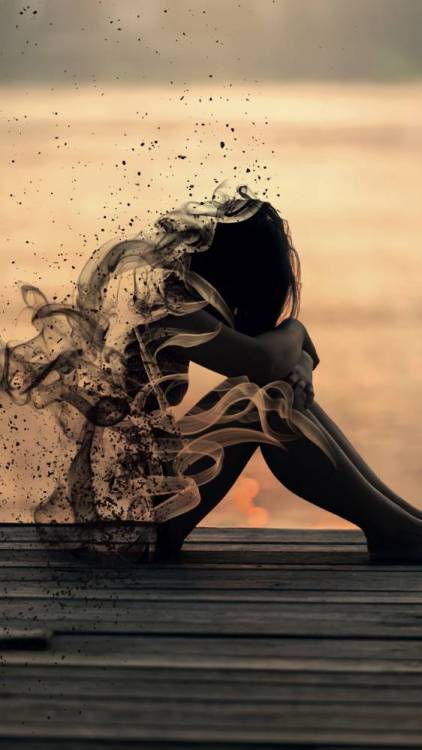 sad_woman_4k_8k-1440x2560.jpg