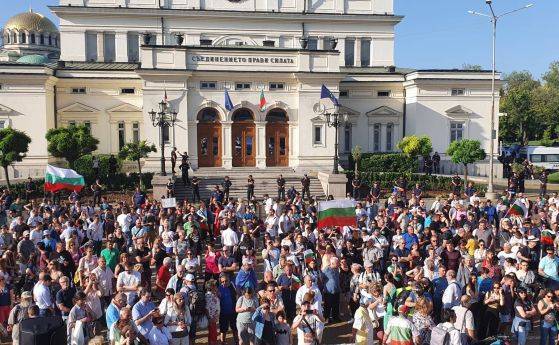 phphaukjv_559x345.jpg
