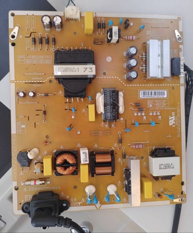 LG 55UK6300BUB a.jpg