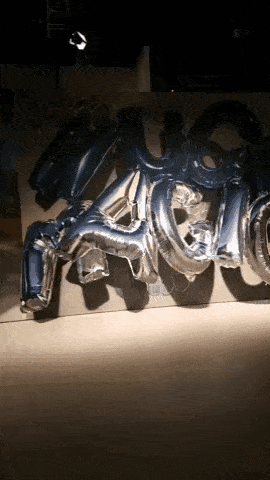 17851539952537817093973840485192.gif
