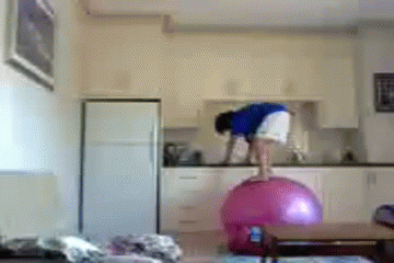 1785661035181133778105119113625.gif