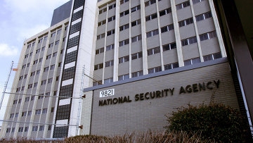 NSA е събирала данни за потребителите със знанието на Google и Facebook