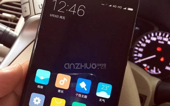 Първа информация и фотографии на нов смартфон от Xiaomi