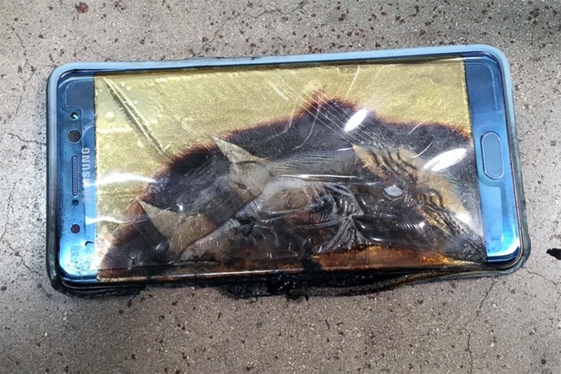 Samsung подарява 0 на всеки, който замени фаблета Note 7 с друг Galaxy