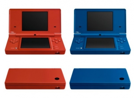 Nintendo пускат два нови модела DSi в синьо и червено