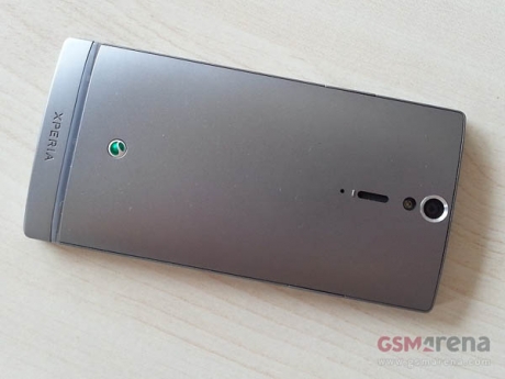 „Живи“ снимки на смартфона Sony Xperia SL
