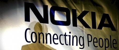 Слух: Nokia подготвя модела Lumia X с въртяща се камера