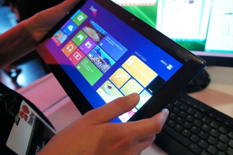 Lenovo представи официално таблета ThinkPad Tablet 2 с Windows 8