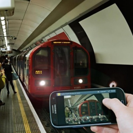 Samsung показа черен Galaxy S III