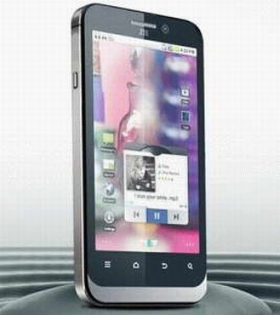 ZTE показа смартфона Acqua V880E