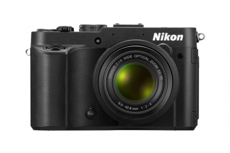 Nikon Coolpix P7700 – компактен апарат за професионалисти