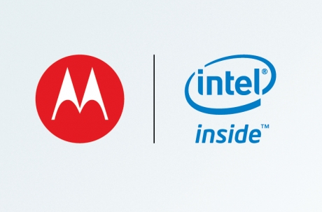 Motorola и Intel пускат първите си смартфони следващия месец