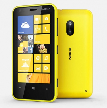 Nokia представи бюджетния смартфон Lumia 620