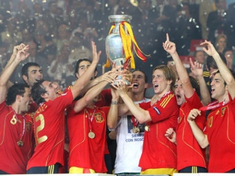 Финалът на ЕВРО 2012 постави рекорд в Туитър