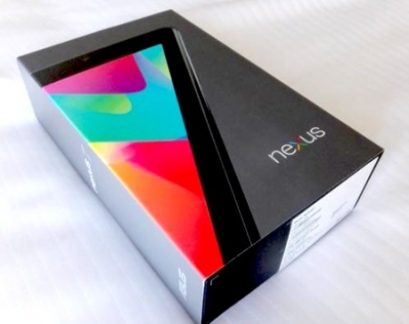 Потребители се оплакват от ниско качество на Google Nexus 7