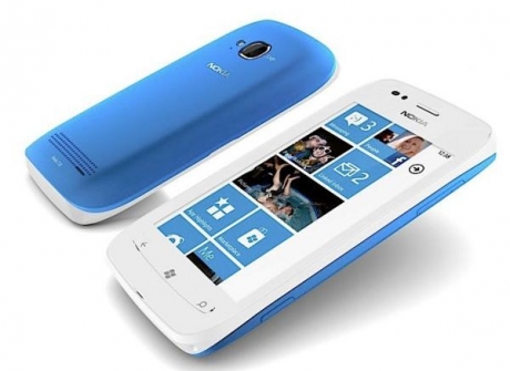 Nokia обмислят по-тясно сътрудничество с европейски оператори