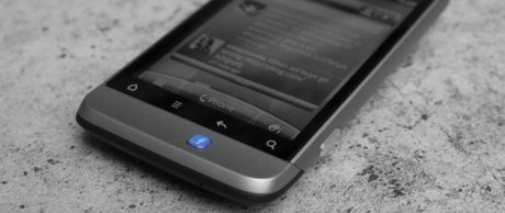 Facebook отложи представянето на своя смартфон за 2013 година заради HTC