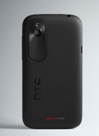 HTC представи смартфоните Desire V и Desire VC