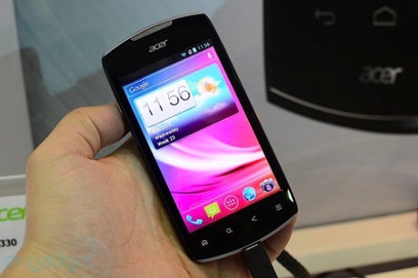 Acer показа достъпния Android 4.0 базиран смартфон Liquid Glow E330