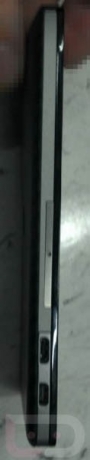 Първи снимки на смартфона Motorola Droid RAZR HD