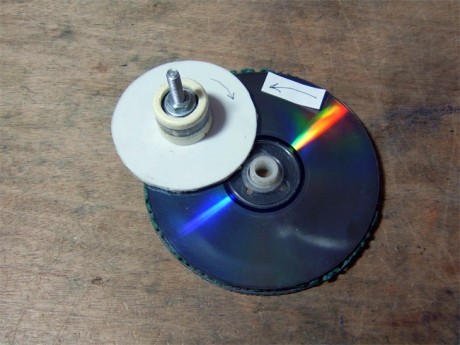 Спасете старите си CD/DVD дискове чрез полиране