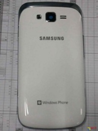 Изтекоха снимки на смартфона Samsung Mandel