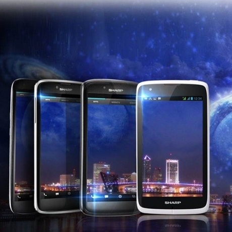 Sharp представи смартфона Aquos SH930W