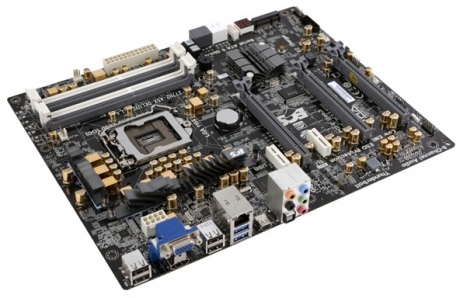 Elitegroup представи платката Z77H2-A5X Deluxe от серията Black Deluxe с порт Thunderbolt