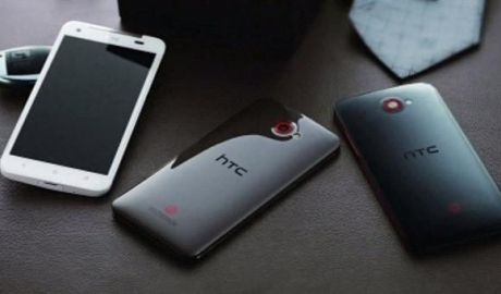 Снимки и нови подробности за HTC DLX
