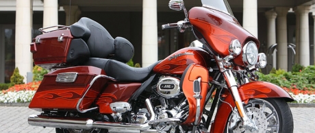 Harley-Davidson си подели с Apple правата върху Lightning
