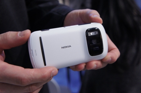 Голямо софтуерно обновление за Nokia 808 PureView