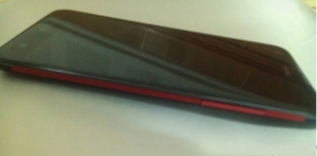 Първи данни за смартфона HTC DLX