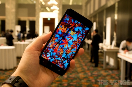 HTC J Butterfly дебютира в Япония