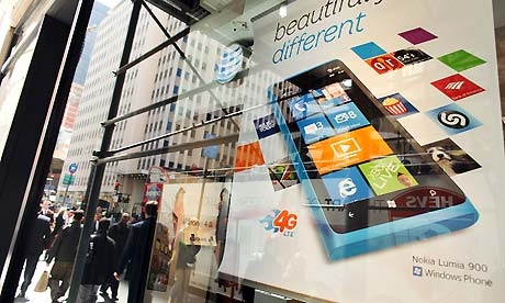Продажбите на смартфоните Nokia са спаднали с 63%