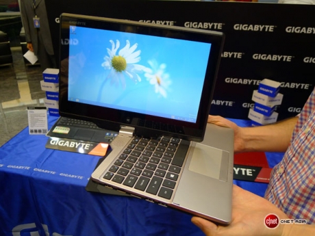 U2142 – ноутбук-трансформър от Gigabyte