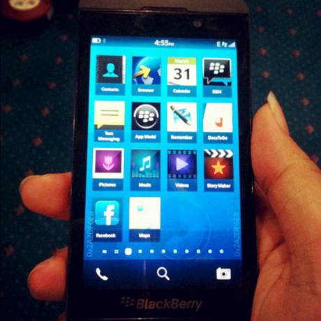 Снимка на BlackBerry 10 смартфона RIM L-series
