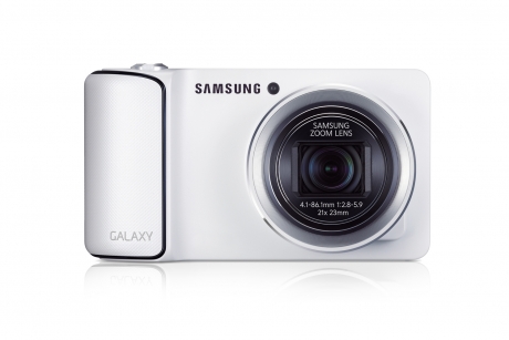 Samsung представя фотоапаратът от серията GALAXY