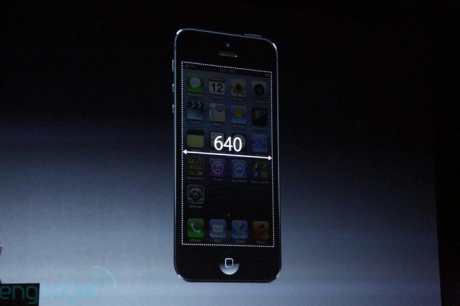 iPhone 5 е с по-голям екран и доста по-лек
