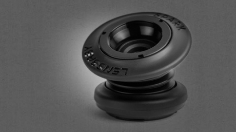 Обектив на Lensbaby позволява правенето на снимки със силно размазан фон