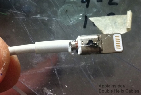 Нелицензирани от Apple производители няма да произвеждат кабели Lightning за iPhone 5