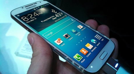 Смартфонът Samsung Galaxy Mega 6.3 ще получи 2-ядрен 1,7 GHz процесор и 3200 мАч батерия