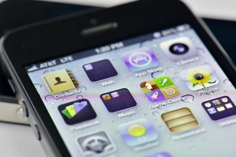 Apple iPhone 5S: 3 цвята и 3 размера на дисплея
