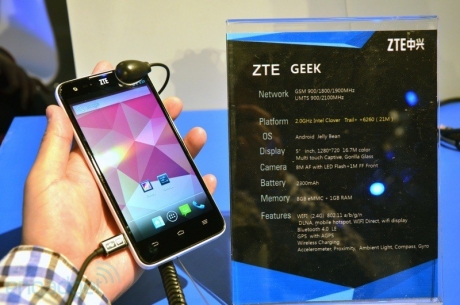 ZTE Geek – 5-инчов смартфон с процесор на Intel