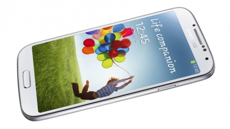 Китайците са готови да заменят своя iPhone със Samsung Galaxy S4