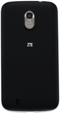 В Китай започнаха продажбите на два бюджетни смартфона на ZTE — Blade C и Blade III Pro