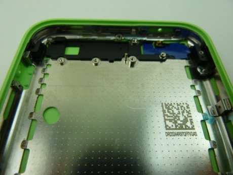Зелен iPhone сниман от всички страни